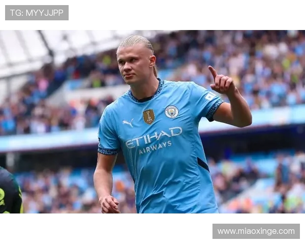 鲁尼点评哈兰德需更进一步称凯恩仍欠杀气展望英格兰锋线未来 - 副本