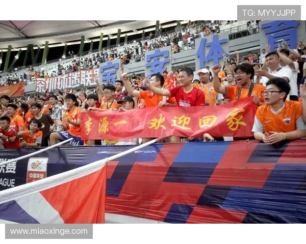 胡荷韬：拼尽全力迎来亚冠首胜 感谢球迷支持与鼓励