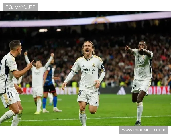 劳尔:国家德比前的状态不关键 皇马主场稍占优势 劳尔:国家德比前的状态不关键 皇马主场稍占优势